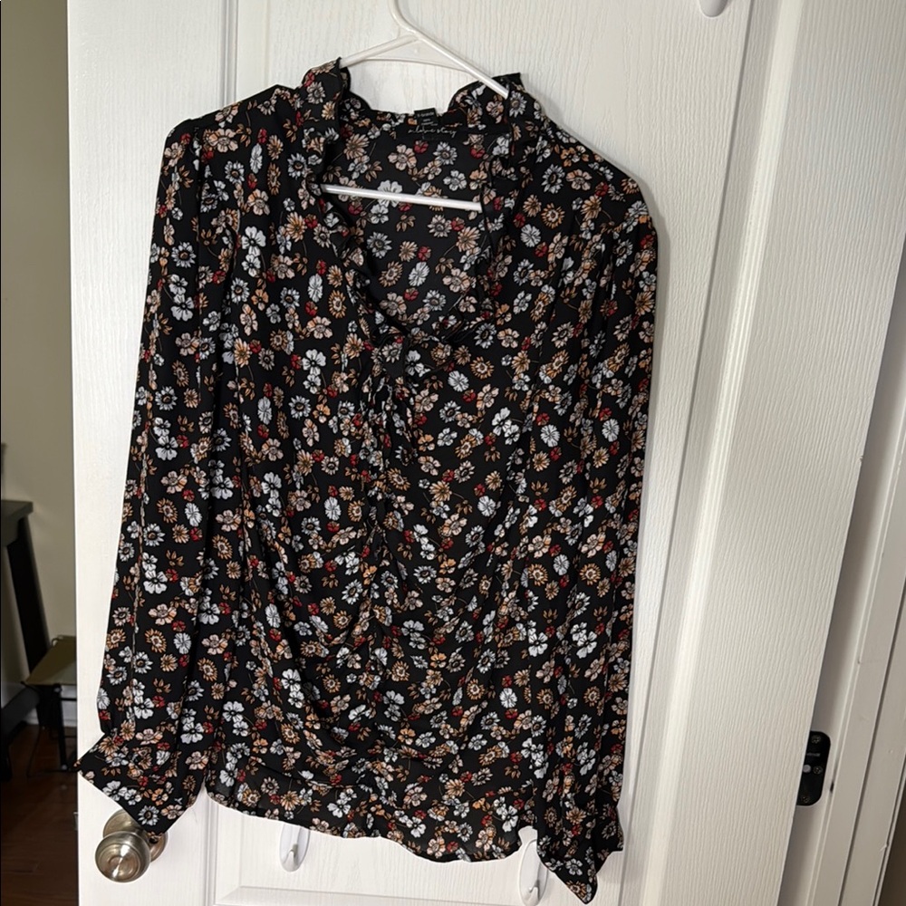 Floral Black Blouse